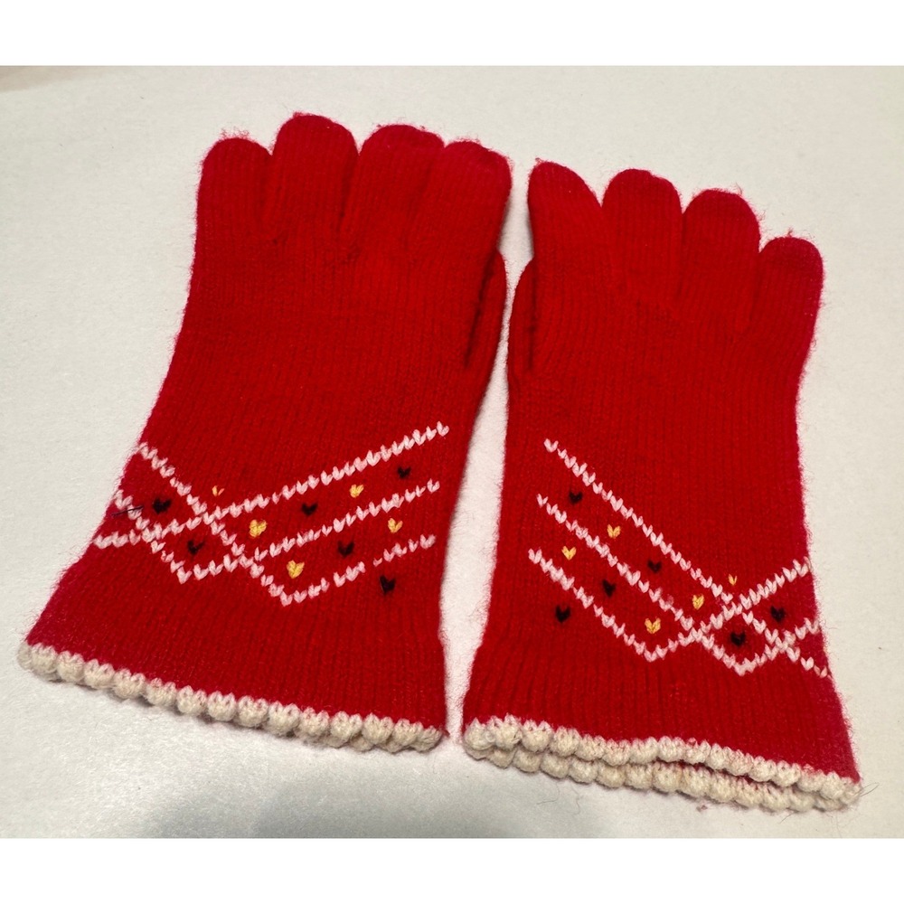 Vintage 60s Red Knit Kids Gloves Made in Hong Kong Retro Heart Pattern Scalloped